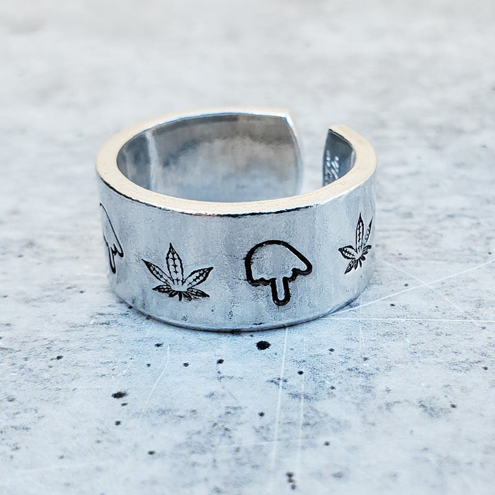 Middle Finger Hemp Leaf Wide Band Ring Salt and Sparkle