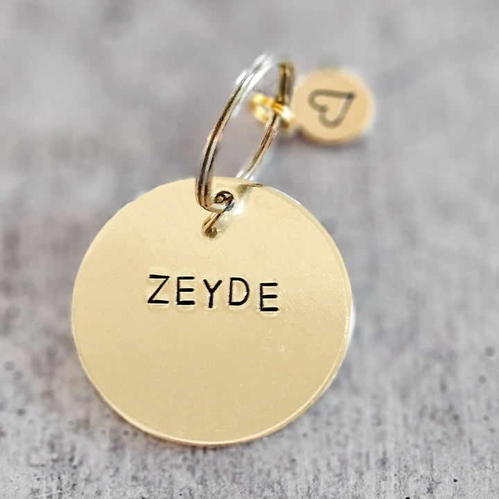 Bubbe or Zeyde Hand-Stamped Brass Keychain, Personalized Yiddish Grandparent Gift from Grandchild, Grandparents Day Gift for Jewish Family Salt and Sparkle