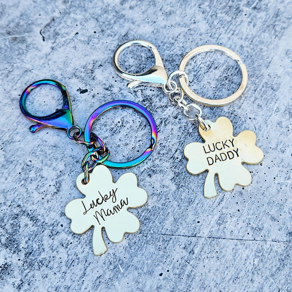 Lucky Daddy Four Leaf Clover Keyring - Lucky Mama St. Patrick's Day Minimalist Keychain Salt and Sparkle